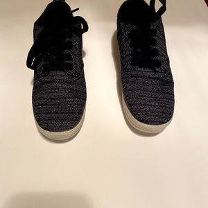 NWOT Kids hipster sneakers